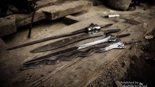 Berkeliling ke Desa Tempat Tinggal Para Empu di Madura