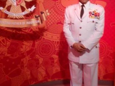 Bertemu Obama dan Mark Zuckerberg di Bangkok