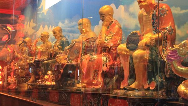 Bertemu Para Dewa di Istana Naga Sakti