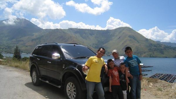 Bisa! Roadtrip ke Danau Toba Bareng Keluarga