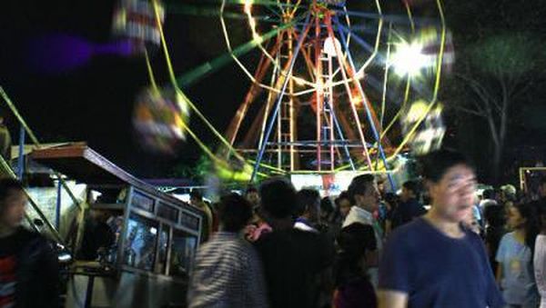 Bosan Ke Taman Rekreasi? Main Ke Pasar Malam Saja!