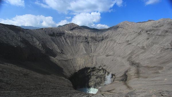 Bromo, Tiada Kata Selain Sempurna!