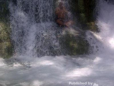 Bukan di Bali, Ini Air Terjun Buleleng di Morowali
