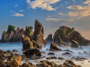 Bukan di Film Fiksi, Ini Pantai di Lampung
