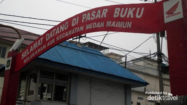 Bukan di Kwitang, Ini Pasar Buku di Medan