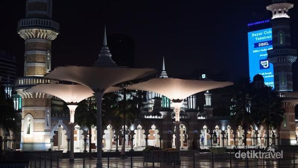 Bukan di Nabawi, Ini Masjid Jameek dari Malaysia