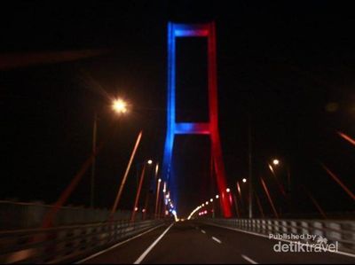 Bukan Golden Gate, Ini Jembatan Suramadu dari Madura