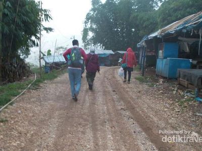 Bukan Tebing Keraton, Ini Stone Garden di Padalarang