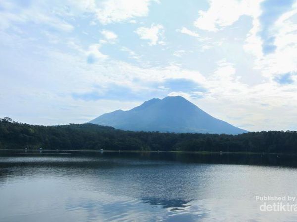 Cabe Rawit dan Cantik, Gunung Lemongan
