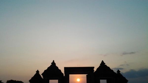 Candi Ratu Boko, Tempat Sempurna Abadikan Sunset di Yogyakarta