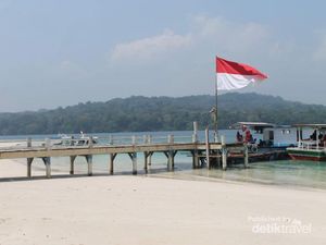 Cantiknya Pulau Peucang di Taman Nasional Ujung Kulon