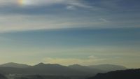 Cantiknya Sunrise di Danau Toba