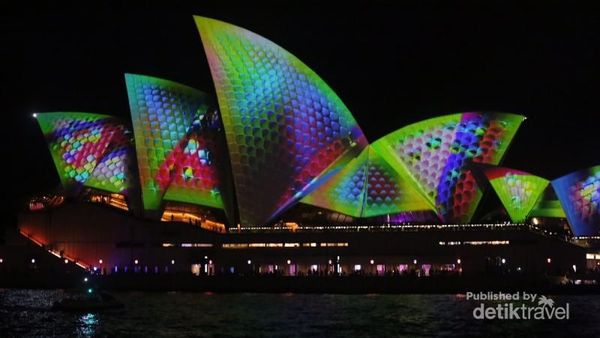 Cantiknya Sydney dalam Gemerlap Cahaya Animasi