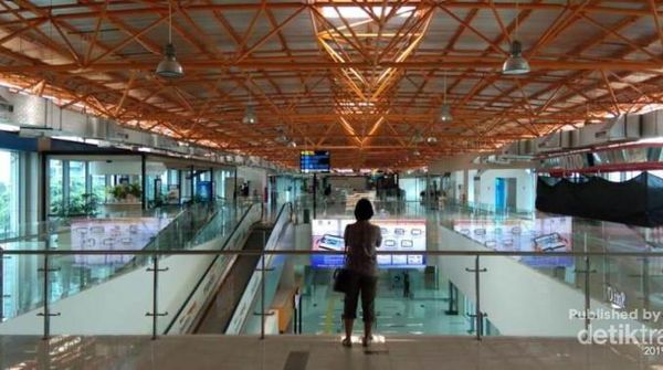 Cara Asyik ke Bandara, Naik Kereta