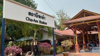 Cha Am Railway Stasion, Stasiun Tua yang Memikat di Bangkok