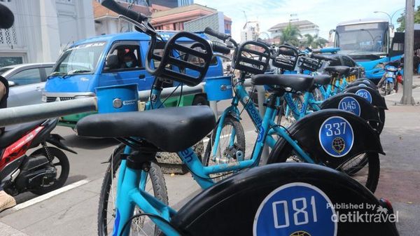 Cobain Deh, Keliling Kota Bandung dengan Sepeda