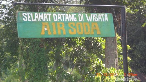 Cuma di Sumut, Berendam di Air Soda Taruntung