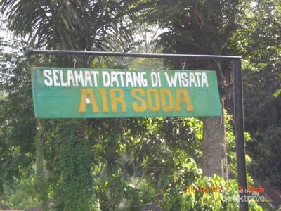 Cuma di Sumut, Berendam di Air Soda Taruntung