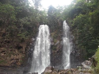 Curug Cinulang yang Mempesona di Sumedang