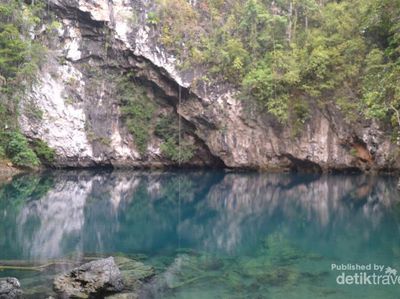 Danau Biru Sebening Kaca di Kolaka Utara, Sultra