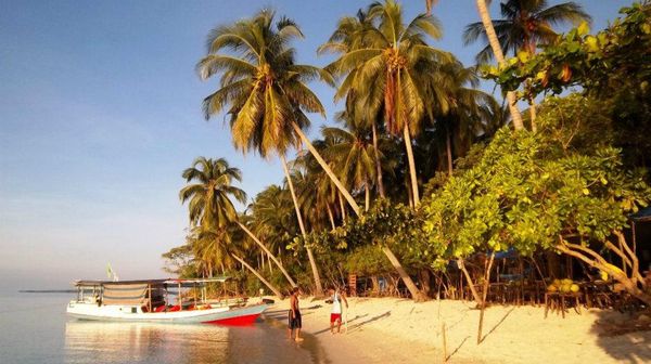 Dari Pantai Sampai Laut, Karimunjawa Sungguh Eksotis