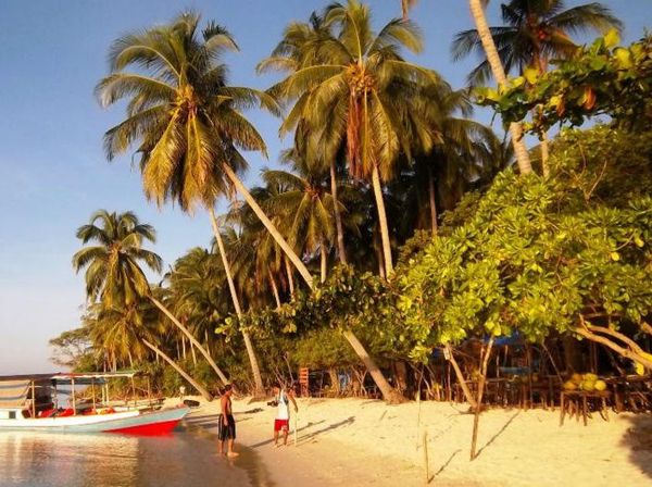 Dari Pantai Sampai Laut, Karimunjawa Sungguh Eksotis
