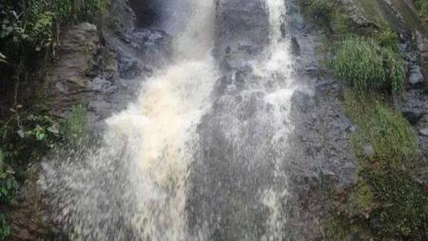 Dekat Tebing Karaton, Ada Air Terjun Pemberi Kesuburan