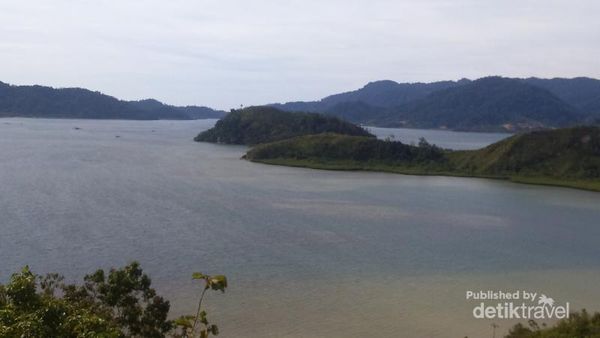 Destinasi di Sumbar yang Mirip Raja Ampat