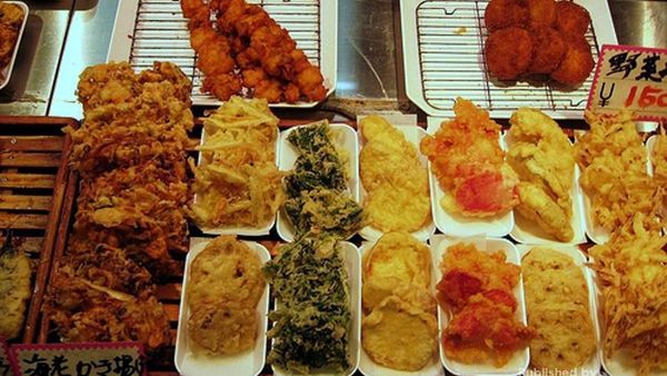 Di Kyoto, Pasar Tradisional Punya Lorong Warna-warni