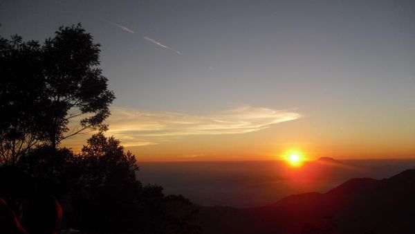 Dieng, Dari Legenda Sampai Sunrise Menawan