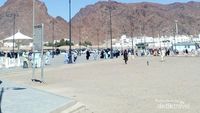 Dua Gunung yang Unik di Madinah