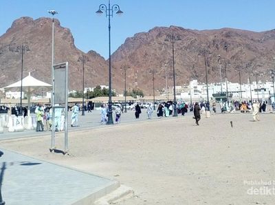 Dua Gunung yang Unik di Madinah