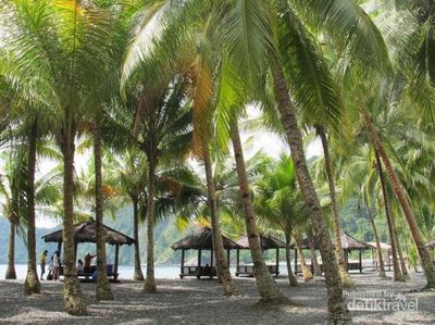 Eksotisnya Pantai Tablanusu di Papua