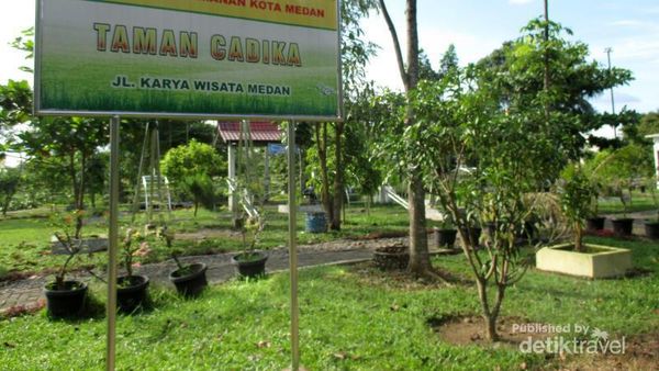 Eropa? Taman Cantik Ini Ada di Medan