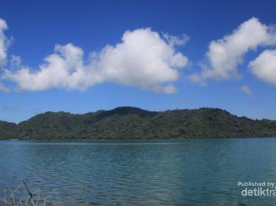 Flores Punya Danau Seindah Ini