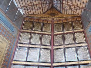 Foto: Al Quran Raksasa di Palembang