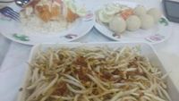 Foto: Bola-bola Nasi Ayam yang Lezat Khas Malaysia