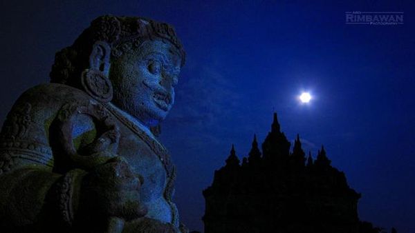 Foto Candi Palosan Malam Hari? Siapa Takut!