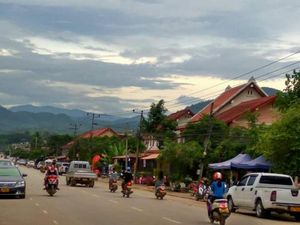 Foto: Coba Tebak, Ini Laos atau Indonesia?