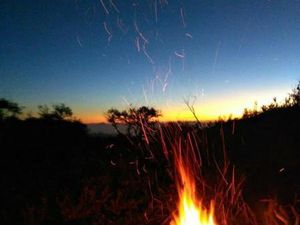 Foto Kawah Ijen yang Cantiknya Nggak Bohong