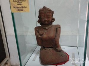 Foto: Keramik-keramik Peninggalan Kerajaan Majapahit