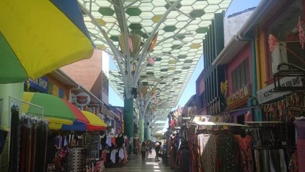 Foto: Kinclongnya Pasar Tradisional di Malaysia