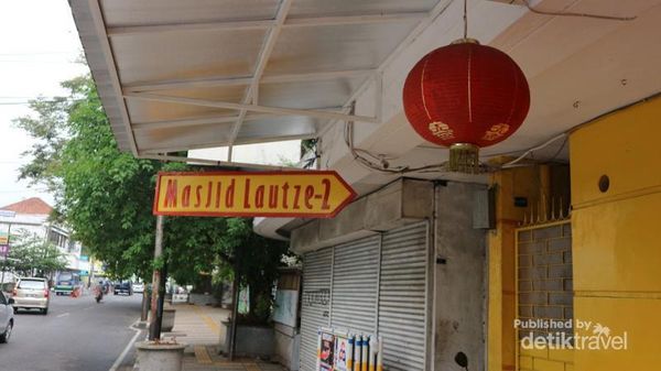 Foto Masjid Unik di Bandung Bergaya Oriental