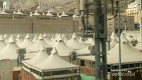 Foto: Mina, Si Kota Tenda