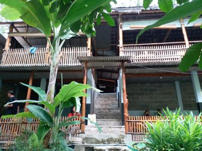 Foto: Ngopi Dulu di Kedai Kopi Menoreh yang Hits di Yogya