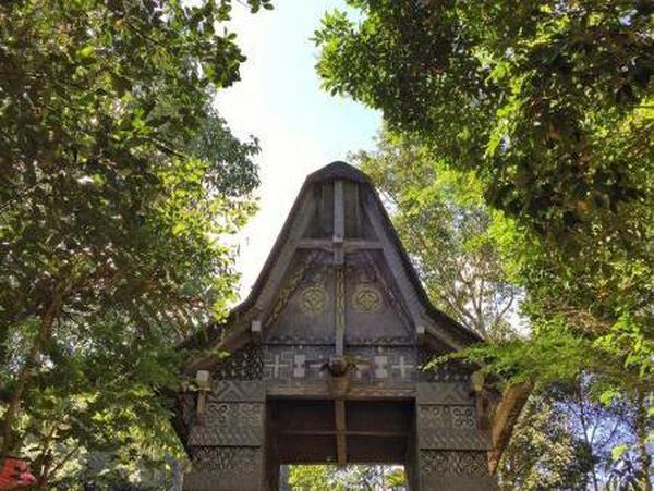 Foto Nuansa Mistis Makam Londa di Tana Toraja