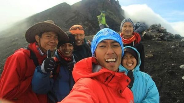 Foto Pesona Penanjakan Menuju Puncak Rinjani