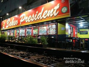 Foto: Rekomendasi Kuliner Mantap di Malang, Bakso President