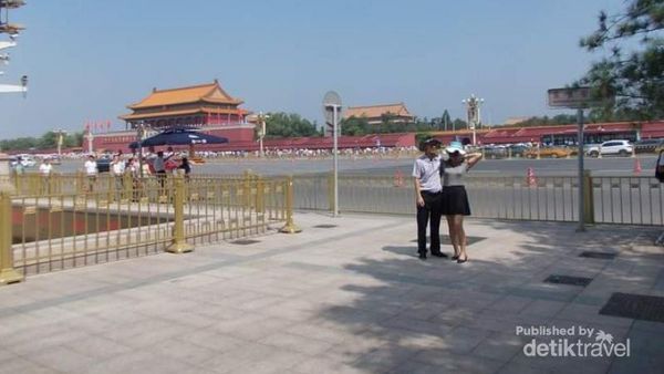 Foto: Sisi Lain Lapangan Tiananmen di Beijing