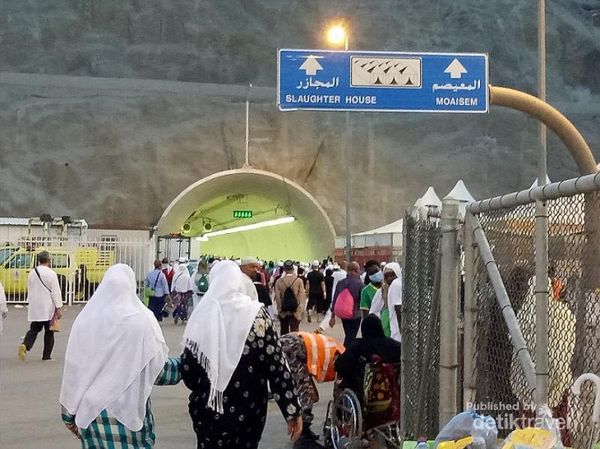 Foto: Suasana Terowongan Mina Usai Lempar Jumrah